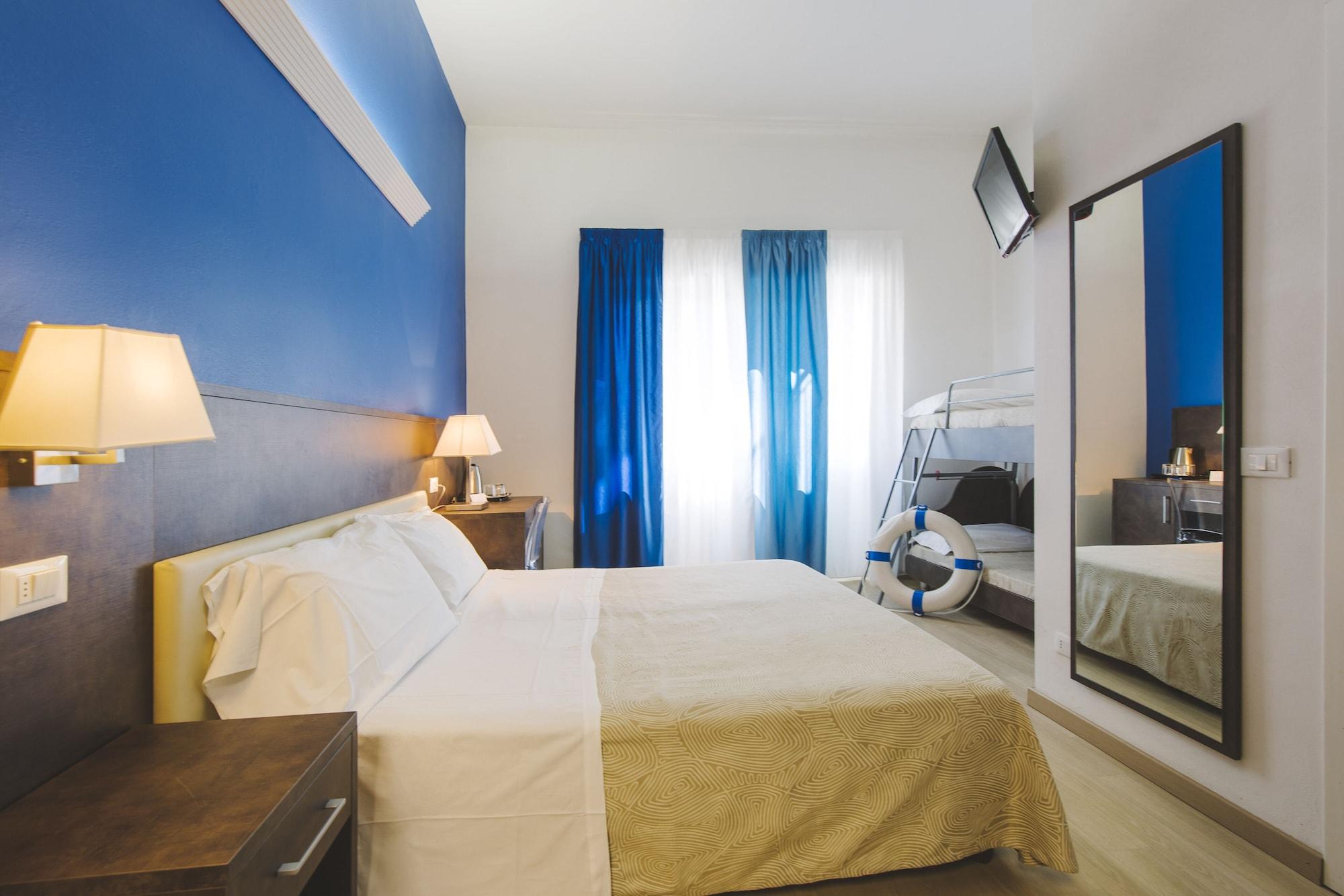 Giulia 3* Lido di Camaiore