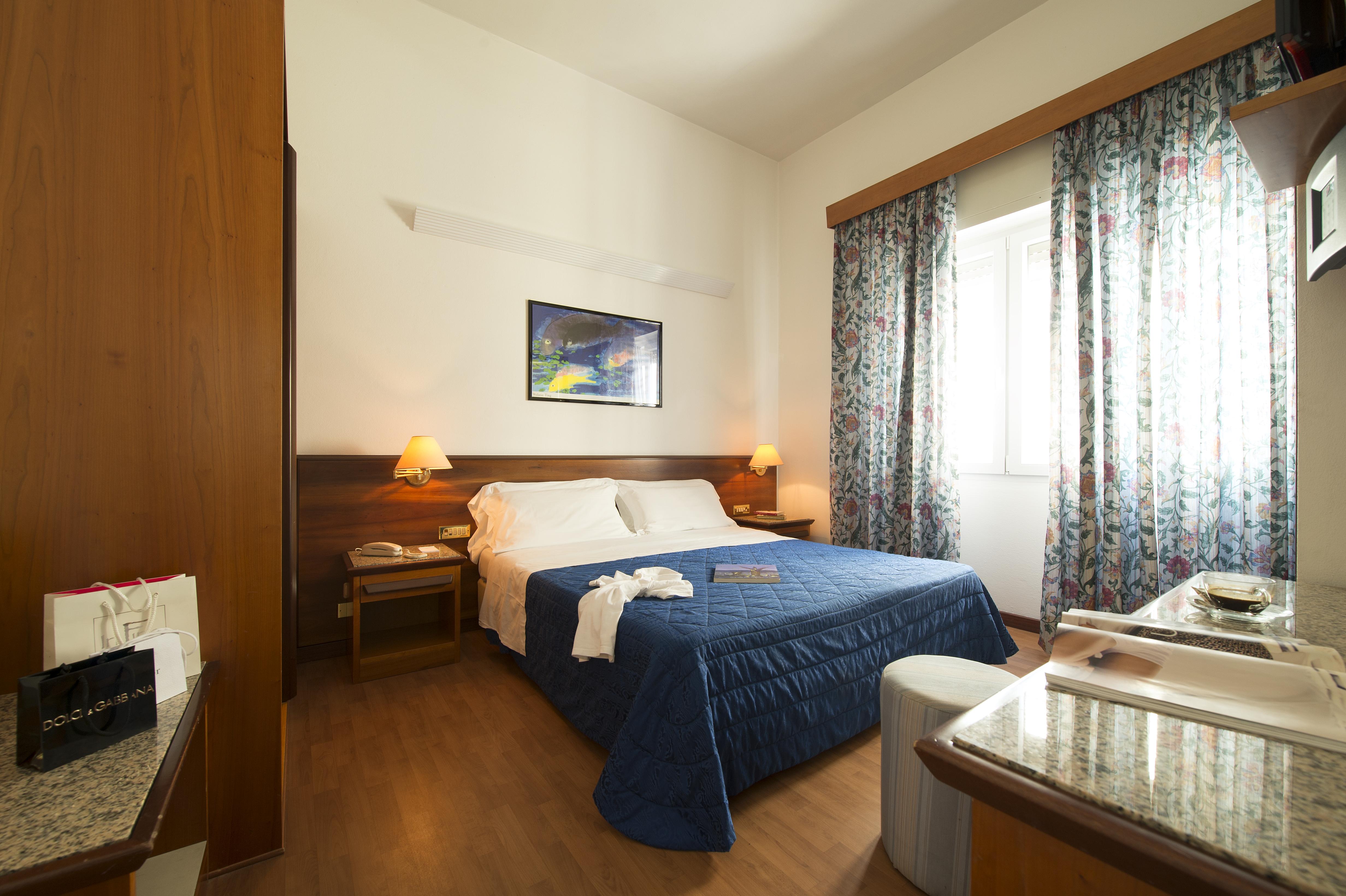 Giulia 3* Lido di Camaiore