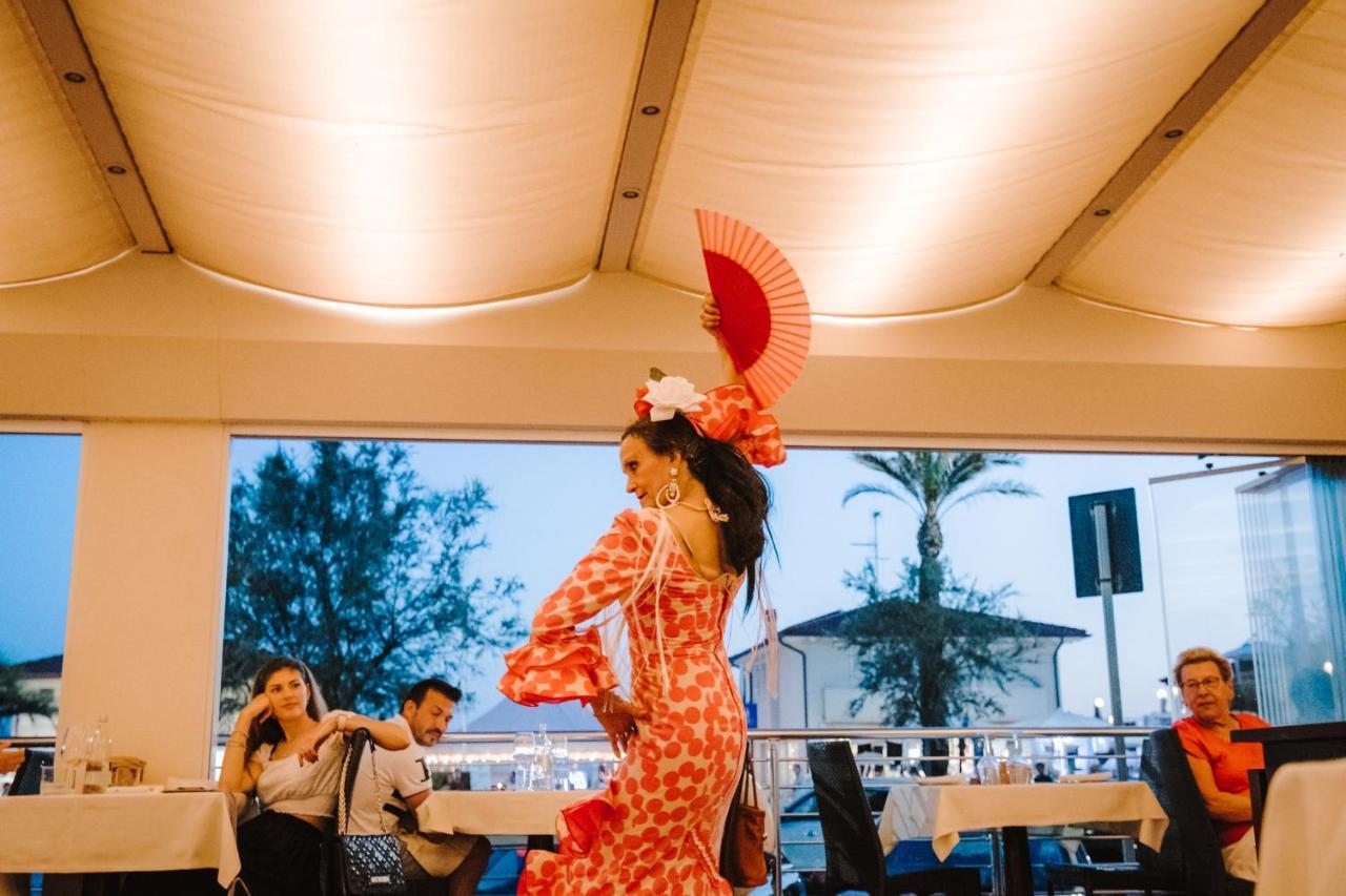 Giulia 3* Lido di Camaiore